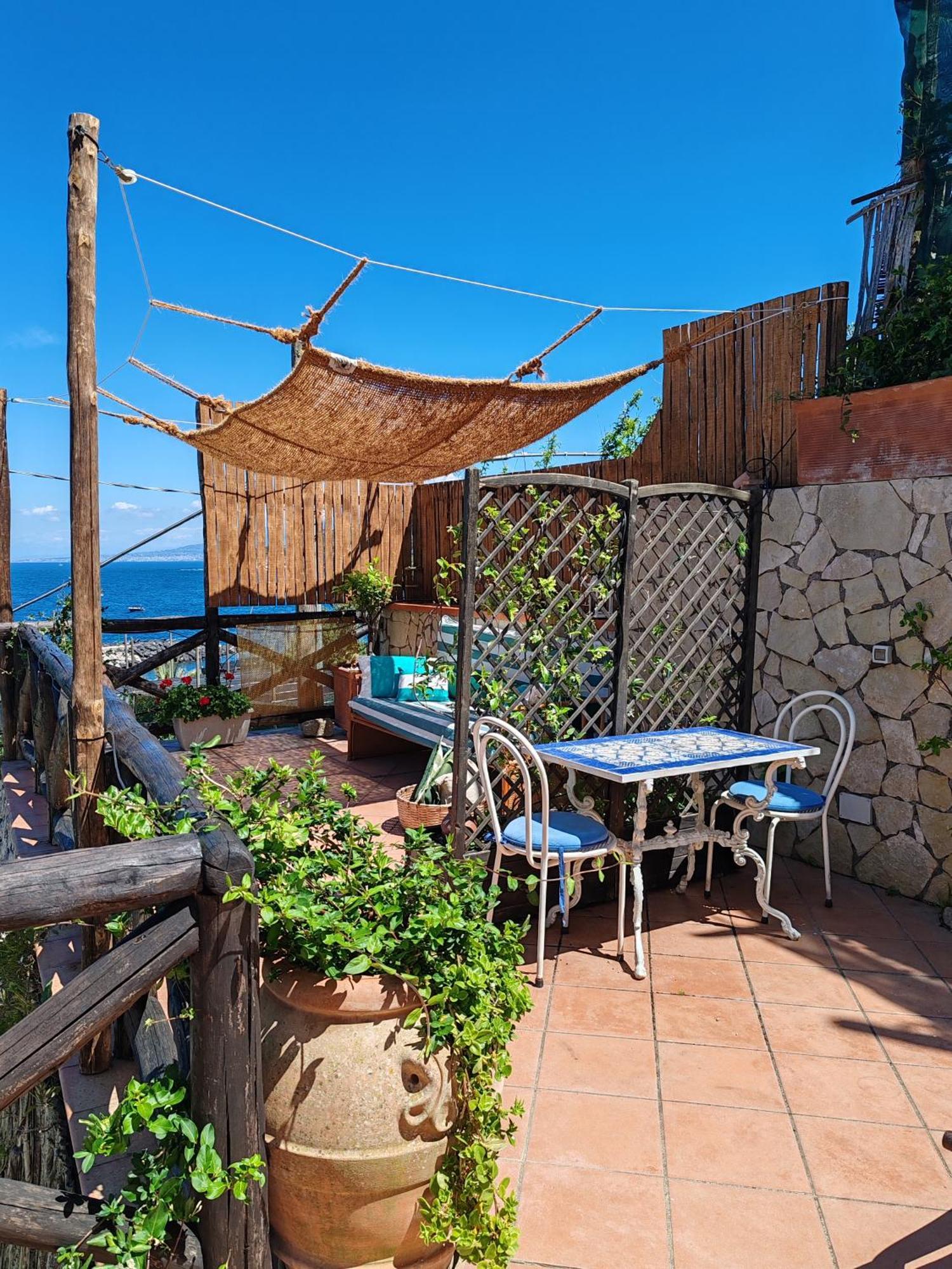 Mediterranea E Casa Del Capricorno Charming Houses มัสซาลูเบรนเซ ภายนอก รูปภาพ