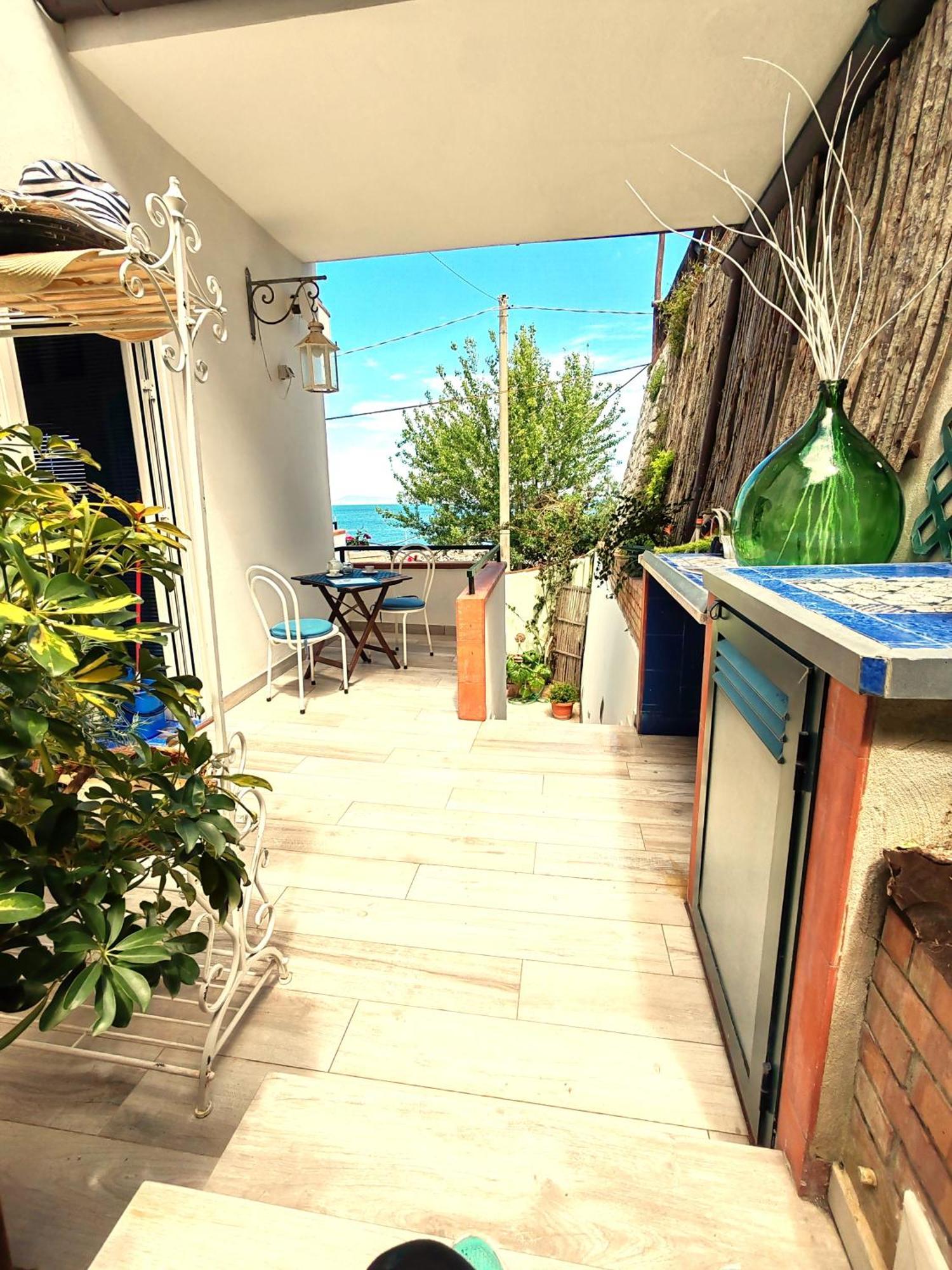 Mediterranea E Casa Del Capricorno Charming Houses มัสซาลูเบรนเซ ภายนอก รูปภาพ